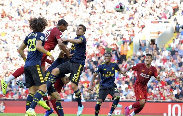  法兰克福主场击败拜仁终结对手十二连胜纪录  