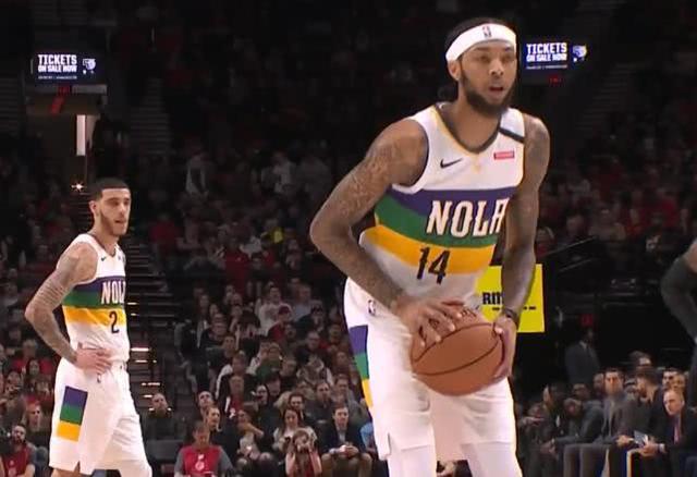  鹈鹕锡安复出 28分钟轰下35+8惊艳全场  