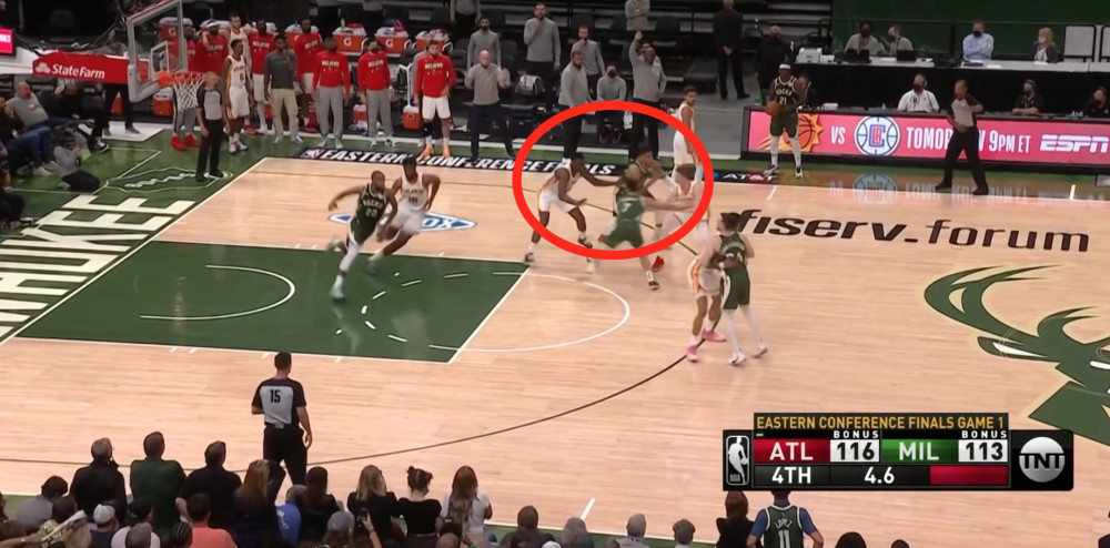  朗斯主场逼平强敌 防守反击战术显成效  